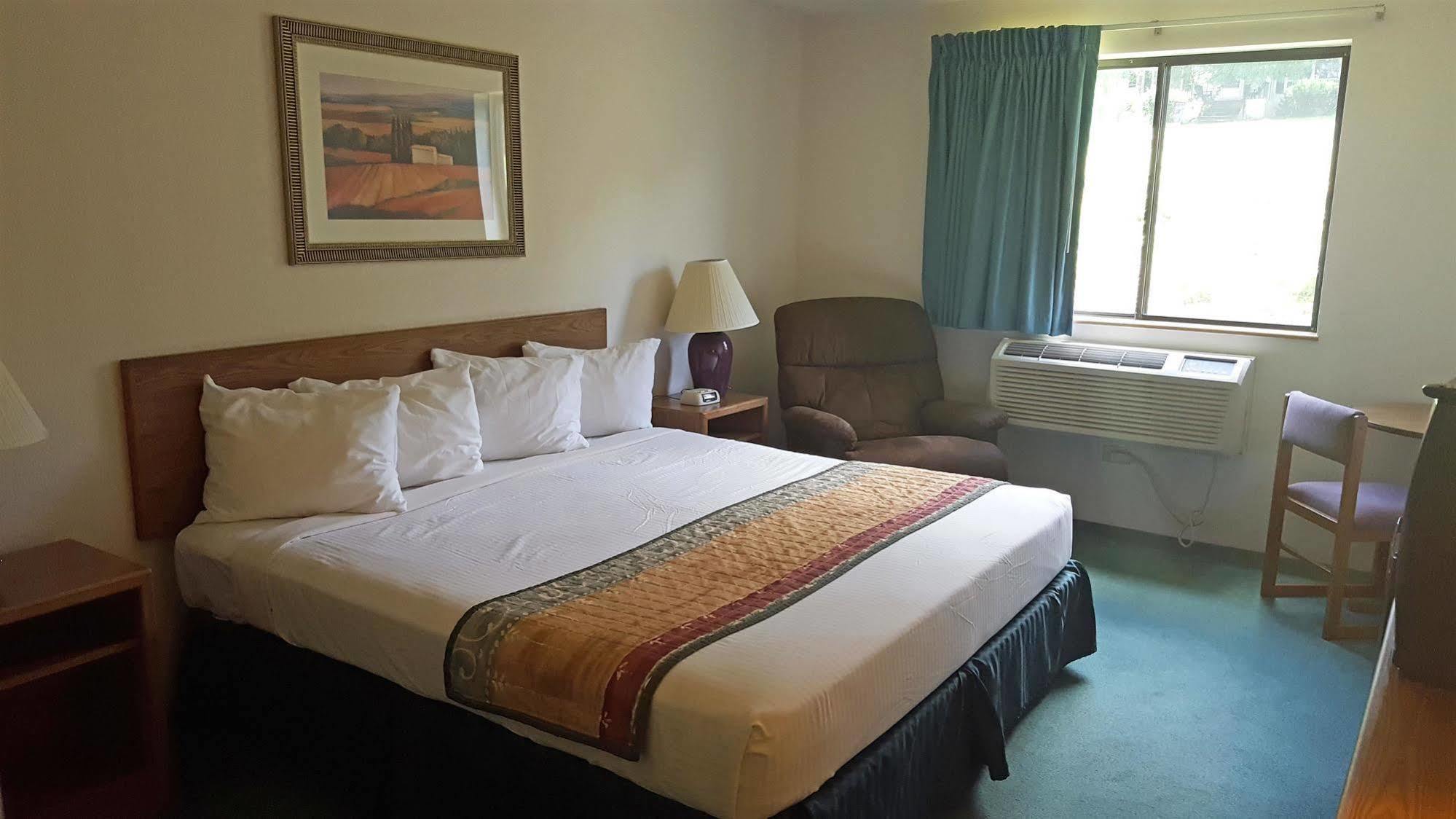 Americas Best Value Inn & Suites Cassville Roaring River Kültér fotó